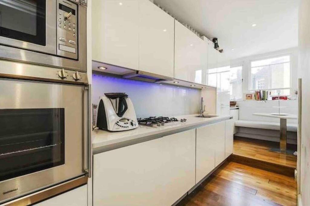 Stunning Grand 2 Bed, 2 Bath Apartment, لندن المظهر الخارجي الصورة
